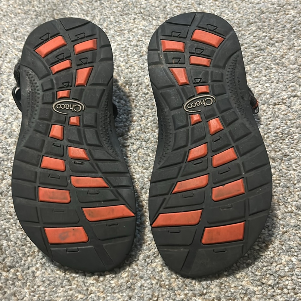 Chaco Big Kid's Z/1 EcoTread™ Sandals -Black with orange trim - Size 4Y - Picture 5 of 7